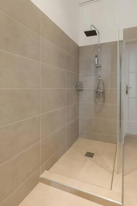 アパート Grand Luxury On The Budapest Broadway W Jacuzzi